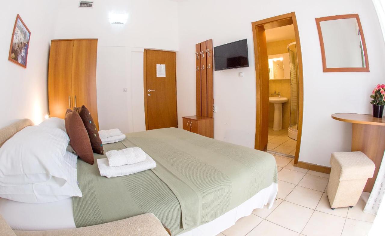Apartments & Rooms Nikolic Budua Esterno foto