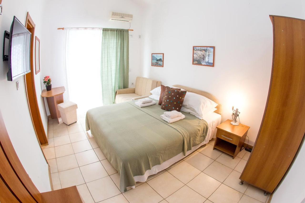 Apartments & Rooms Nikolic Budua Esterno foto