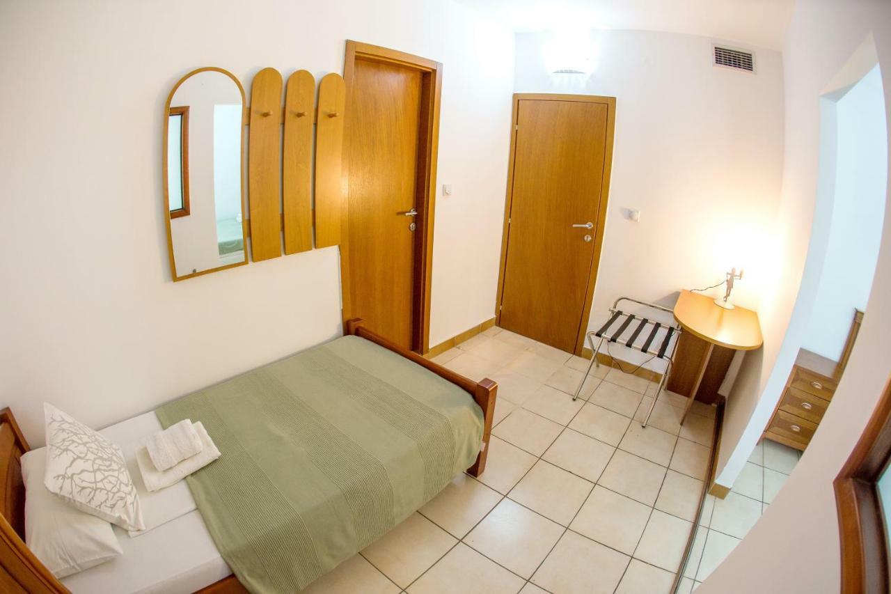 Apartments & Rooms Nikolic Budua Esterno foto